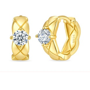 Floral halo moissanite earrings - AME-2026-006